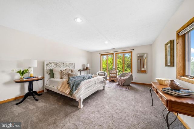 17646 TRACT RD, Emmitsburg, MD 21727