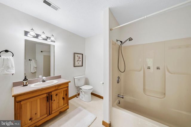 17646 TRACT RD, Emmitsburg, MD 21727