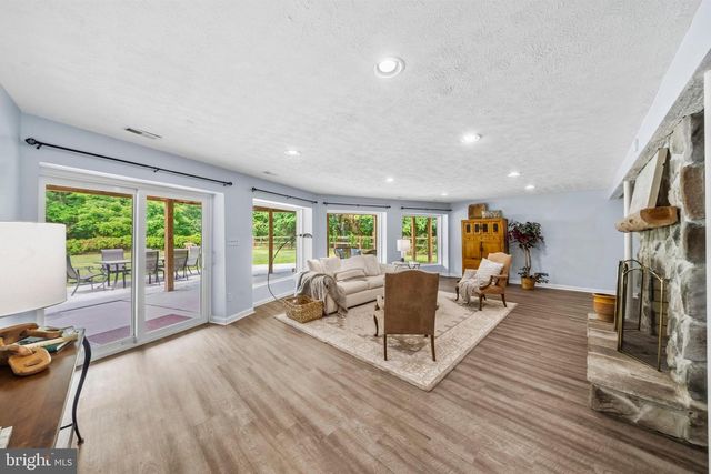 17646 TRACT RD, Emmitsburg, MD 21727