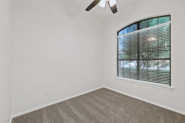 1401 Spanish Oak Drive, Granbury, TX 76048
