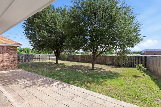 1401 Spanish Oak Drive, Granbury, TX 76048