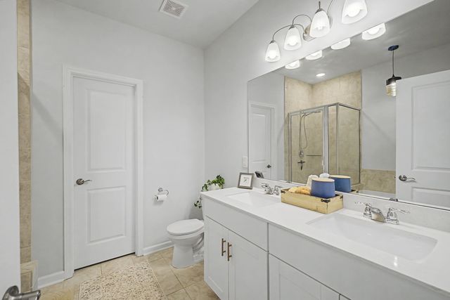 3410 Hattie Ln, Columbia, TN 38401