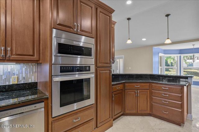 1068 S MARION Avenue, Lake City, FL 32025