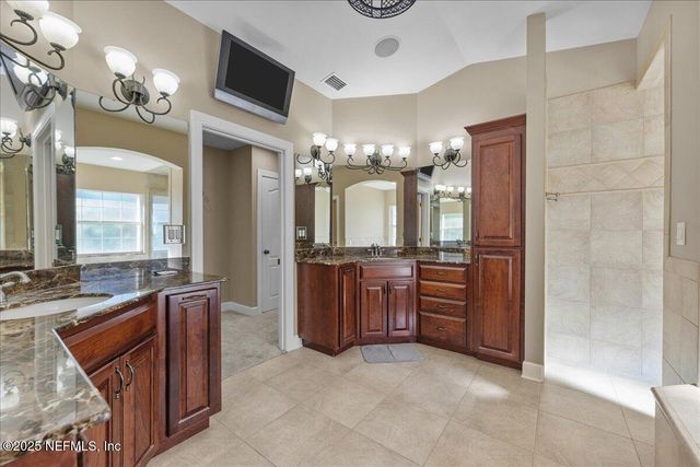 1068 S MARION Avenue, Lake City, FL 32025