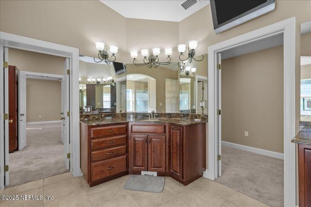 1068 S MARION Avenue, Lake City, FL 32025