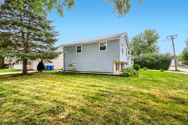 1619 Friedrich Street, Glendale Heights, IL 60139