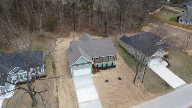 47 Overton Drive, Bella Vista, AR 72714