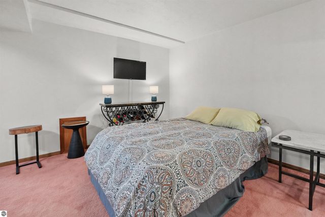 4281 Baywood Drive, Traverse City, MI 49686