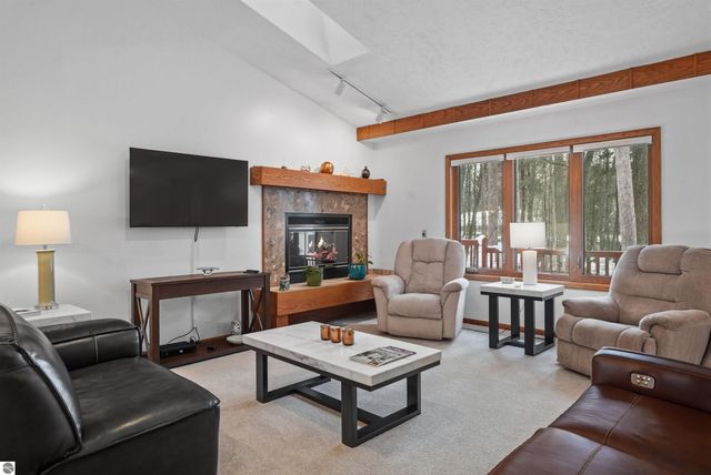 4281 Baywood Drive, Traverse City, MI 49686