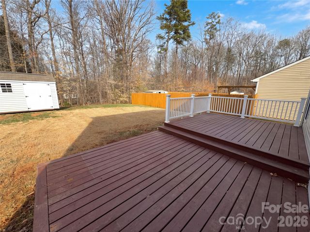 1142 Doby Springs Drive, Charlotte, NC 28262