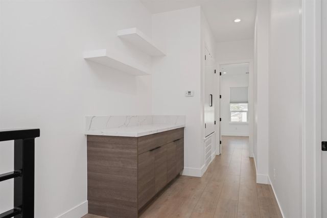 1429 W St, Sacramento, CA 95818
