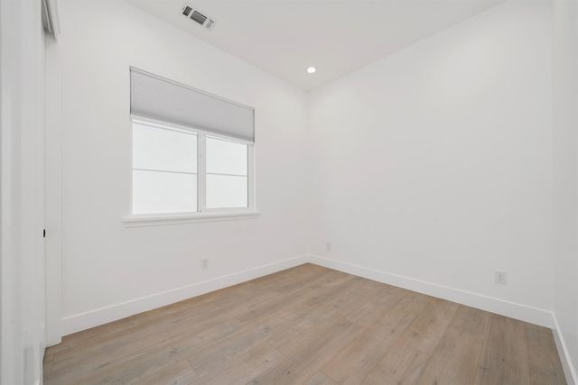 1429 W St, Sacramento, CA 95818