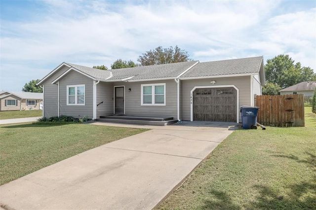 1635 Savage Street, Eudora, KS 66025