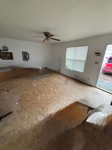 86 Elm Avenue, Nancy, KY 42544