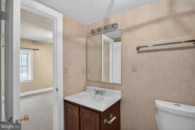 6612 COLCHESTER RD, Clifton, VA 20124