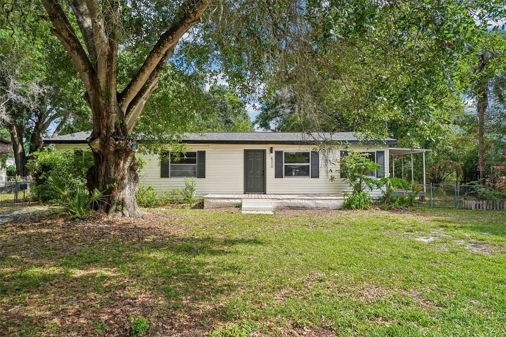 620 2ND STREET, Polk City, FL 33868