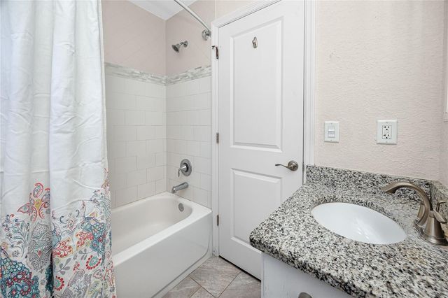 5111 28TH AVENUE N, St Petersburg, FL 33710