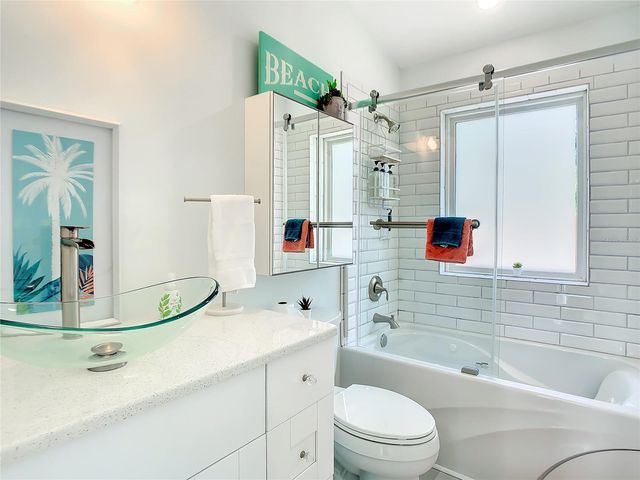 5111 28TH AVENUE N, St Petersburg, FL 33710