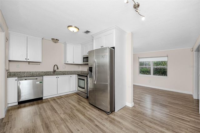 5111 28TH AVENUE N, St Petersburg, FL 33710