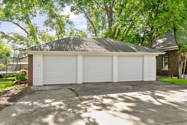 622 Sexton Street, Aurora, IL 60505