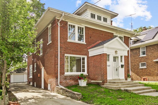 622 Sexton Street, Aurora, IL 60505