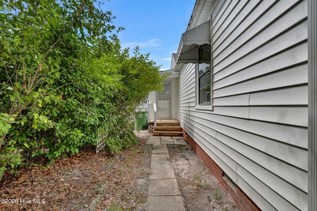 610 Ivey Circle, Wilmington, NC 28401