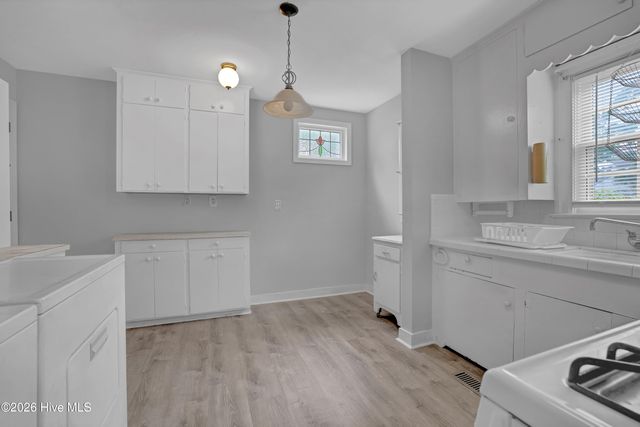 610 Ivey Circle, Wilmington, NC 28401