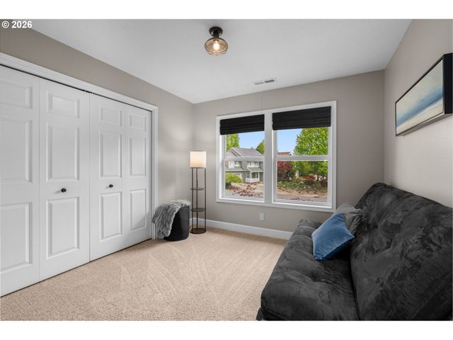 17769 Nw GILBERT Ln, Portland, OR 97229