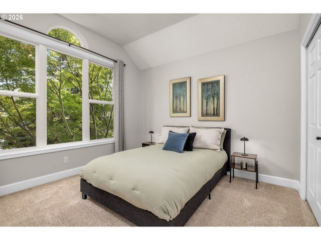 17769 Nw GILBERT Ln, Portland, OR 97229