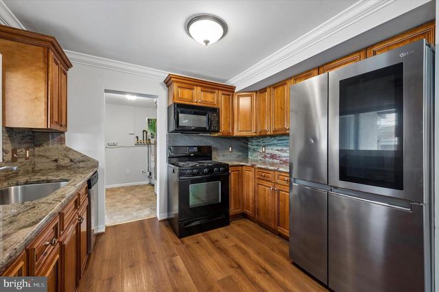 2154 SPROUL RD, Broomall, PA 19008