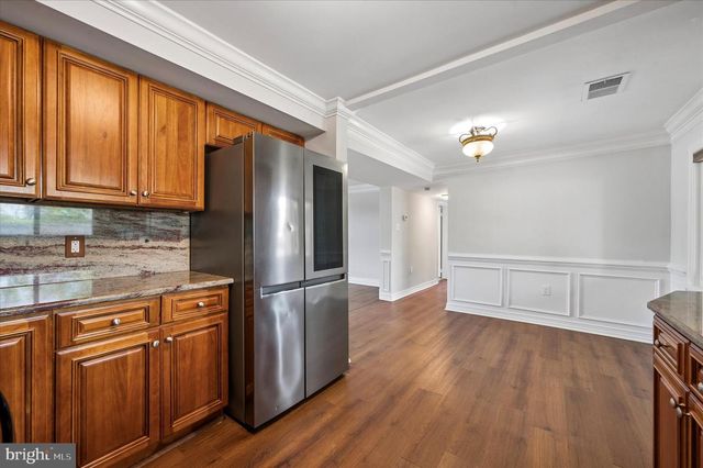 2154 SPROUL RD, Broomall, PA 19008