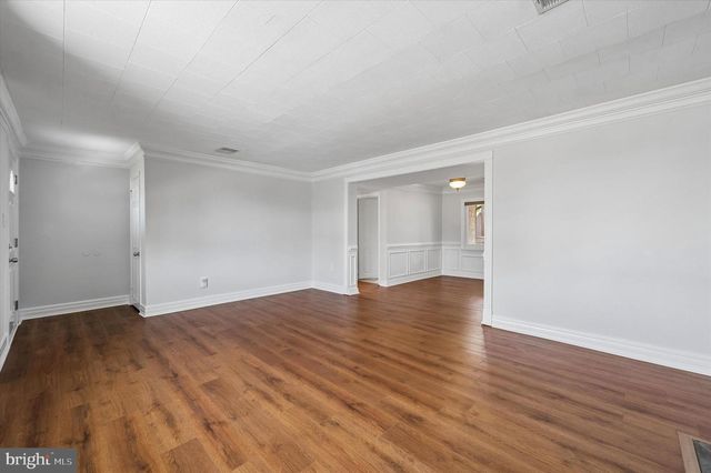 2154 SPROUL RD, Broomall, PA 19008