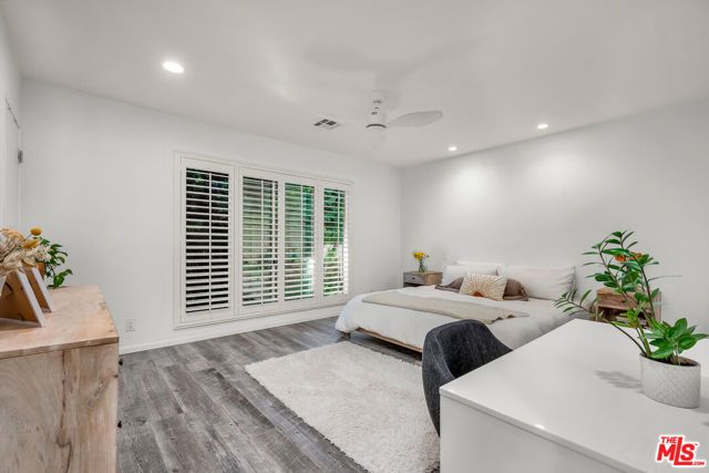 14238 Dickens Street 4, Sherman Oaks, CA 91423