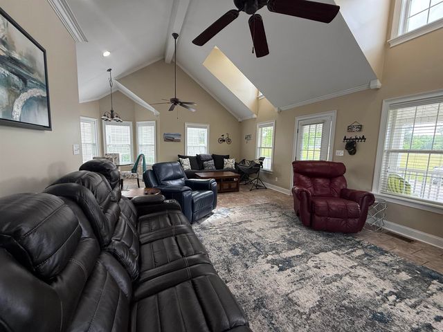 4 LAURA LN, Iuka, MS 38852