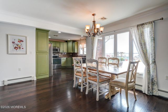 149 Pinewood Road, Toms River, NJ 08753