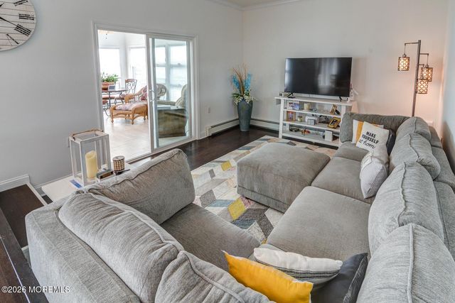 149 Pinewood Road, Toms River, NJ 08753