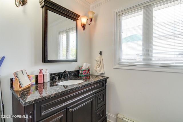149 Pinewood Road, Toms River, NJ 08753