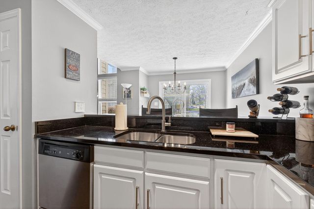 3395 Eastwoodlands Trail, Hilliard, OH 43026