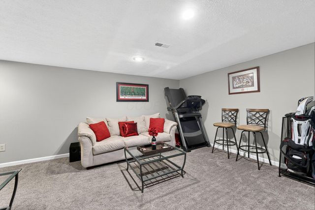 3395 Eastwoodlands Trail, Hilliard, OH 43026