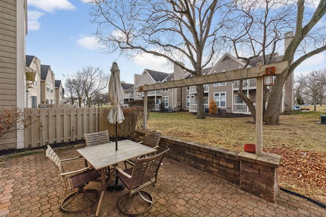 3395 Eastwoodlands Trail, Hilliard, OH 43026