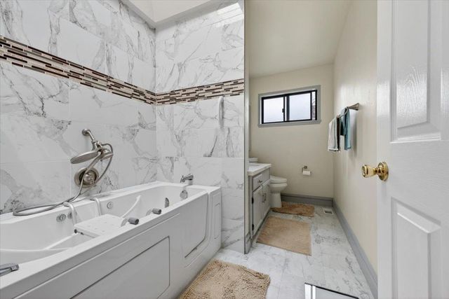 251 La Mesa Drive, Salinas, CA 93901