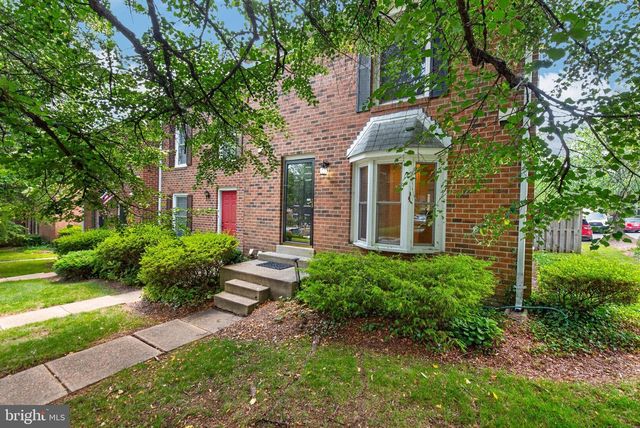 10612 RAILROAD CT, Fairfax, VA 22030
