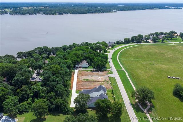 29997 S 567 Road, Afton, OK 74331