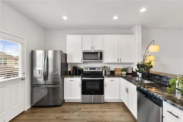 976 Rice Drive, Bryan, TX 77803