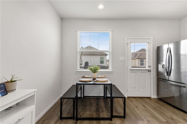 976 Rice Drive, Bryan, TX 77803