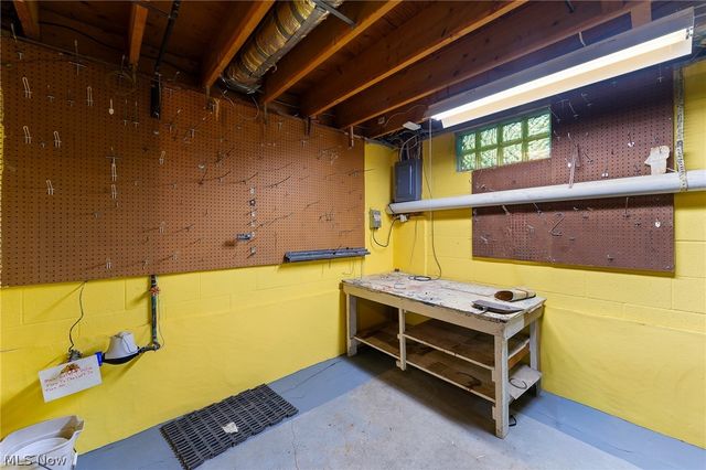 270 Benton Street, Austintown, OH 44515
