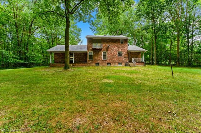 270 Benton Street, Austintown, OH 44515