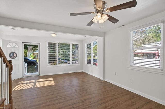 3304 Winchester DR, Portsmouth, VA 23707