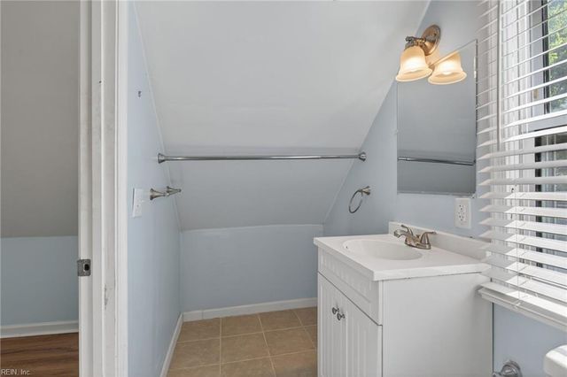 3304 Winchester DR, Portsmouth, VA 23707
