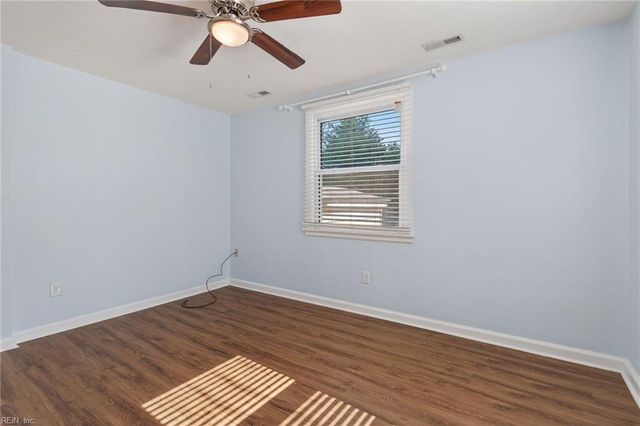 3304 Winchester DR, Portsmouth, VA 23707
